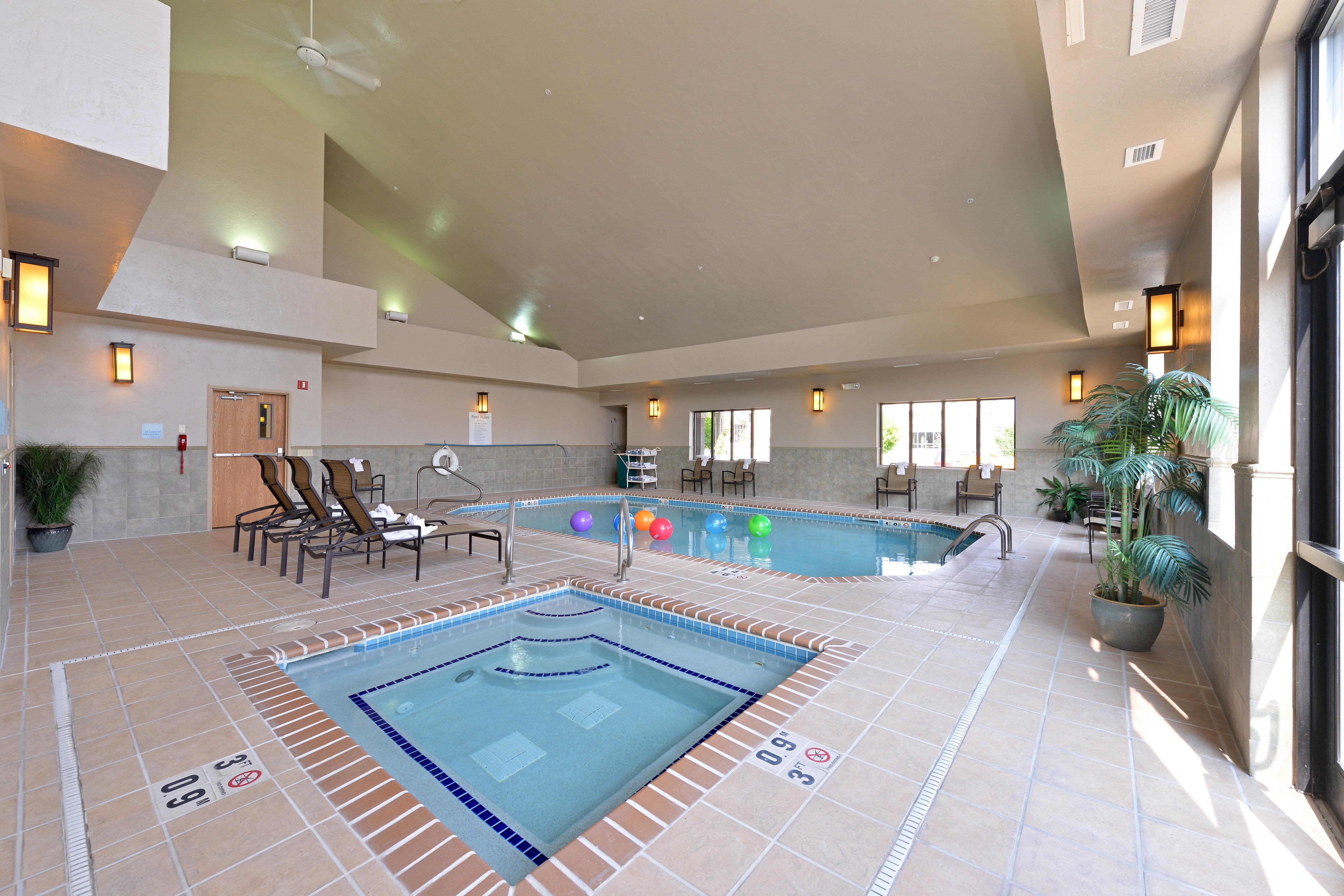Holiday Inn Express Hotel & Suites Gillette By Ihg Eksteriør billede